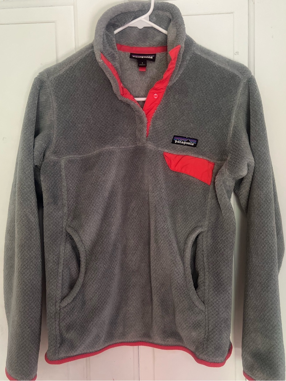 Patagonia Gray Fleece Pullover with Coral Accents